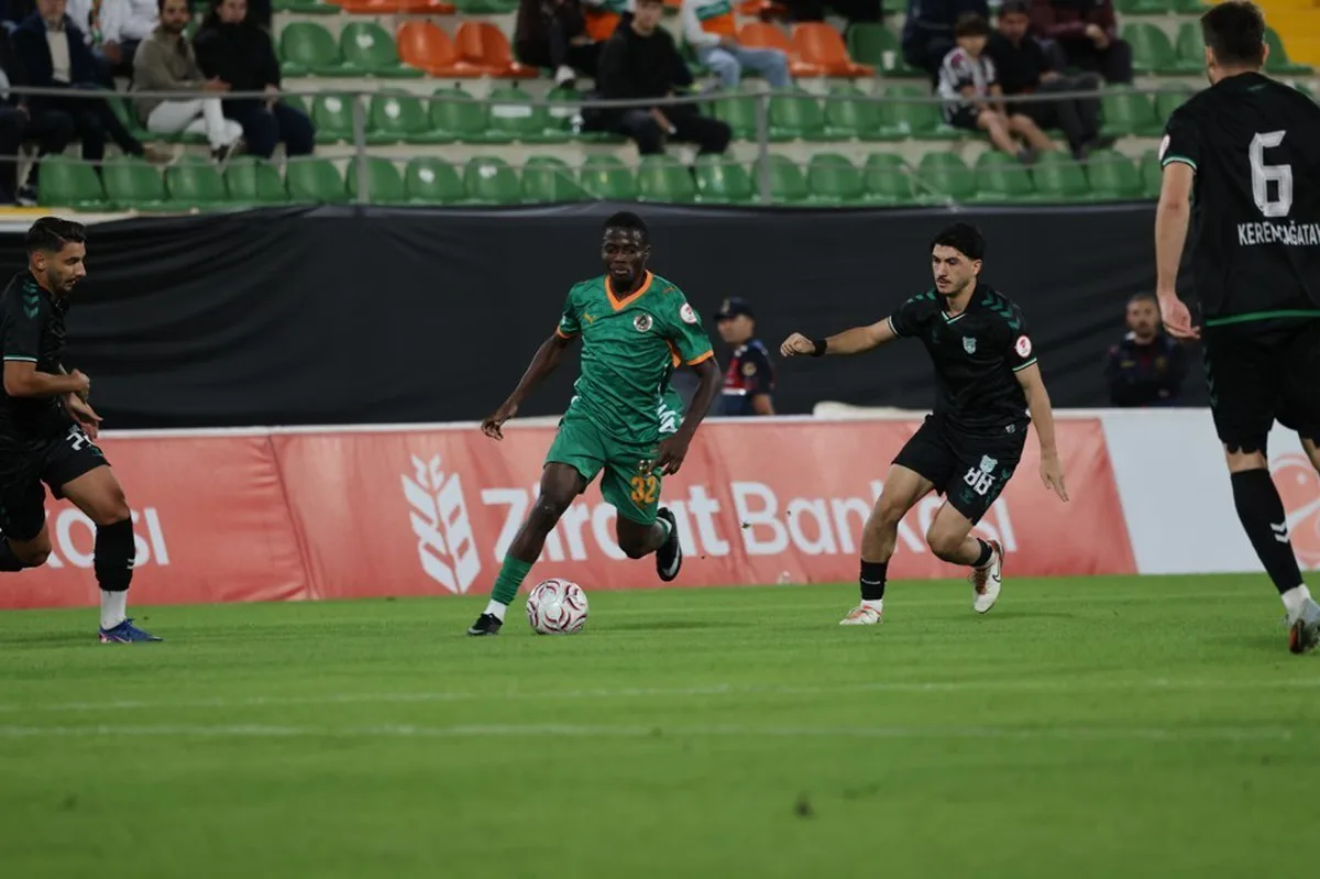 Alanyaspor, Ziraat Türkiye Kupası 3. turunda 12 Bingölspor'u 4-1 yenip 4. tura yükseldi