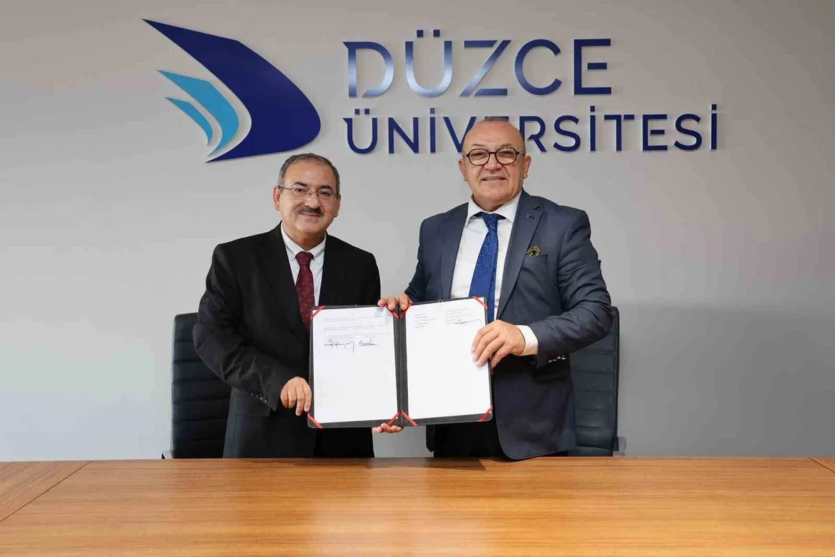 Düzce Üniversitesi ve İŞKUR, Gençlik Programı için yeni dönem sözleşmesini imzaladı
