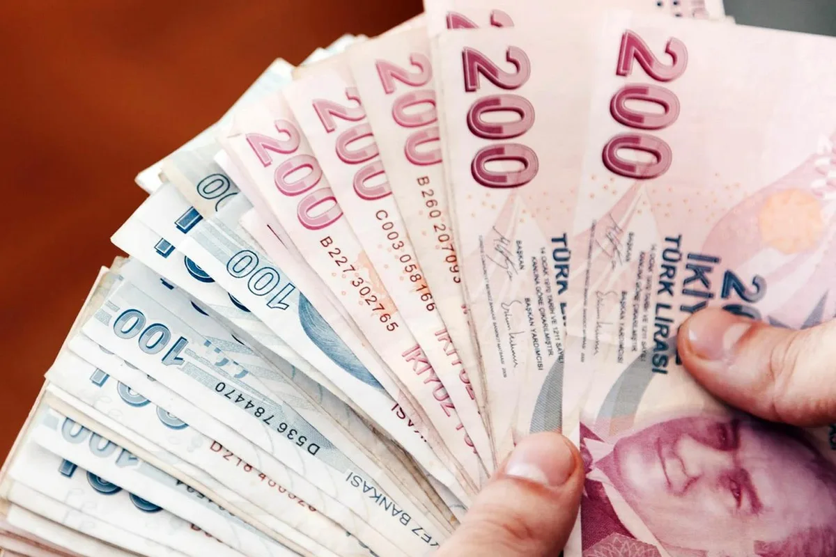 Emeklilerin beklediği teklif Meclis'te! Kabul edilirse her ay 25 bin TL alacaklar