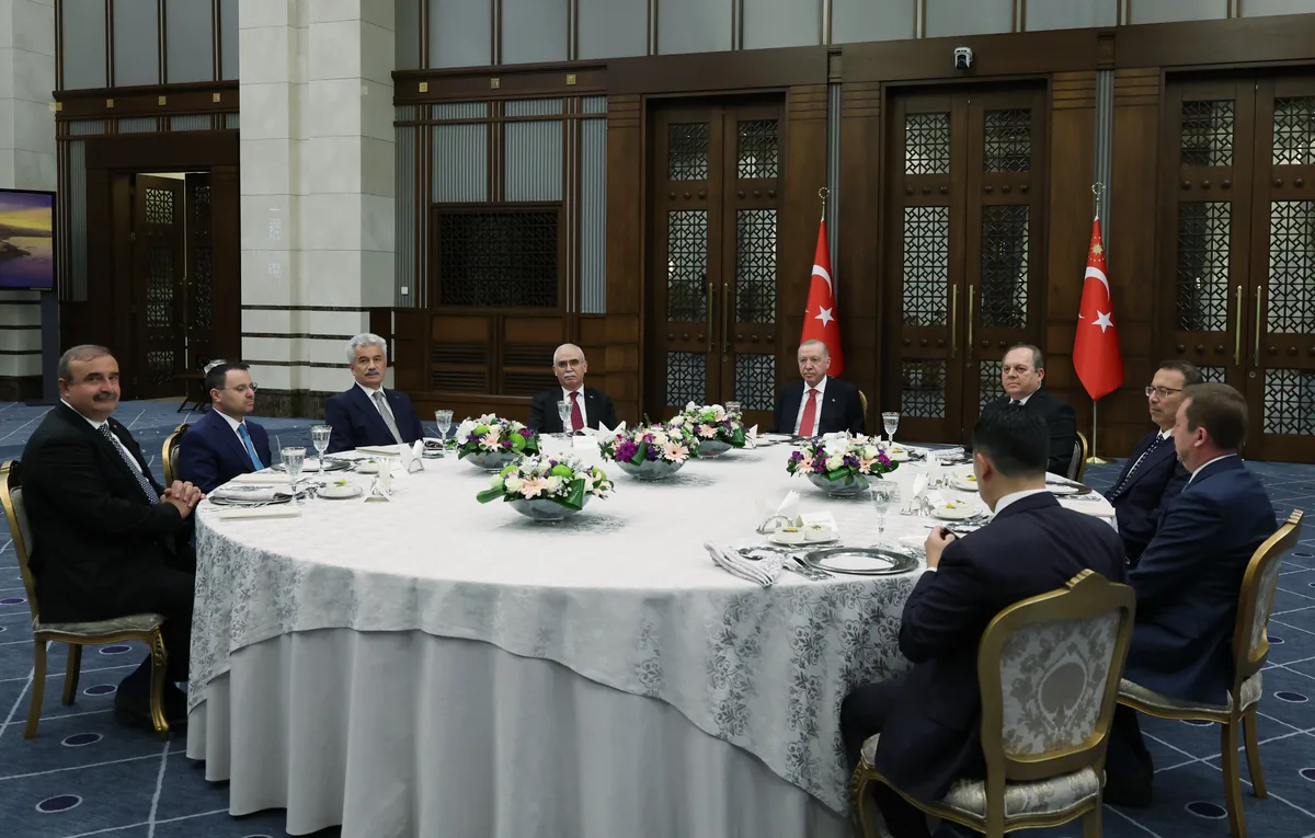 Cumhurbaşkanı Erdoğan, Yüksek Mahkeme Başkanları onuruna verilen yemeğe katıldı