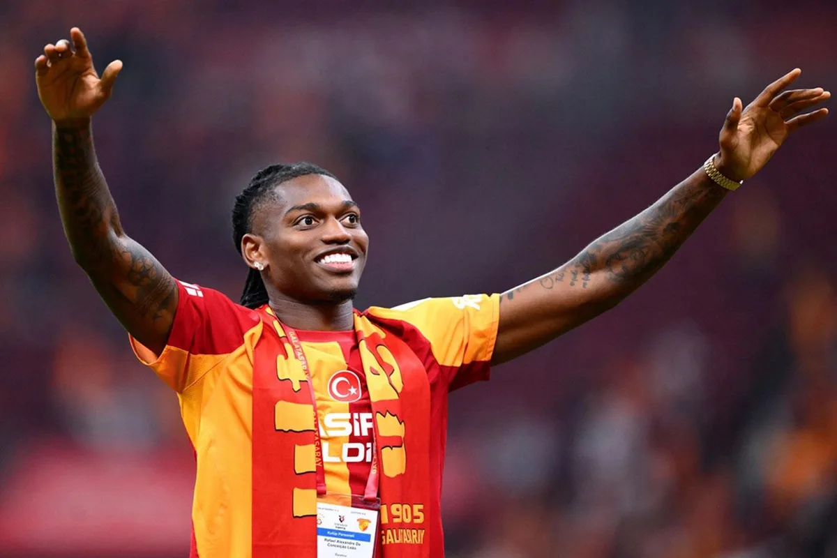 Leao, Fenerbahçe derbisinde oynayabilmek için harekete geçti