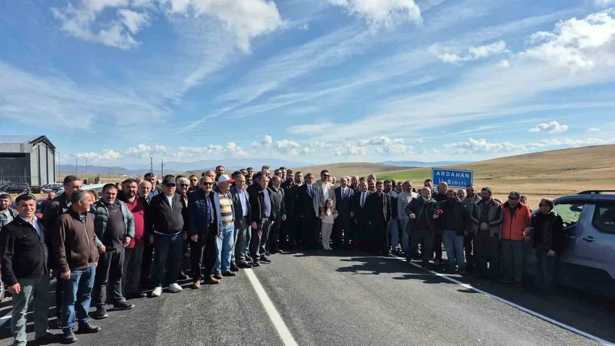 Ardahan ve Artvin'de STK ve parti temsilcileri Sahara Tüneli'ne ortak çağrı yaptı