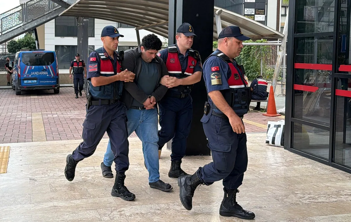 Alanya'da kuşları öldürüp görüntüleri paylaşan Yusufcan Turay tutuklandı
