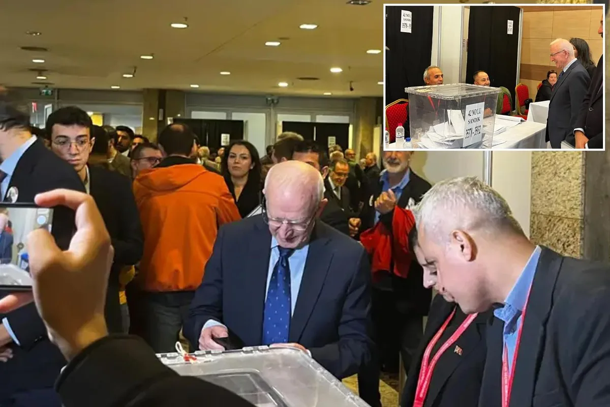 Sloganlar eşliğinde oyunu kullandı! Kaboğlu'ndan ilk mesaj