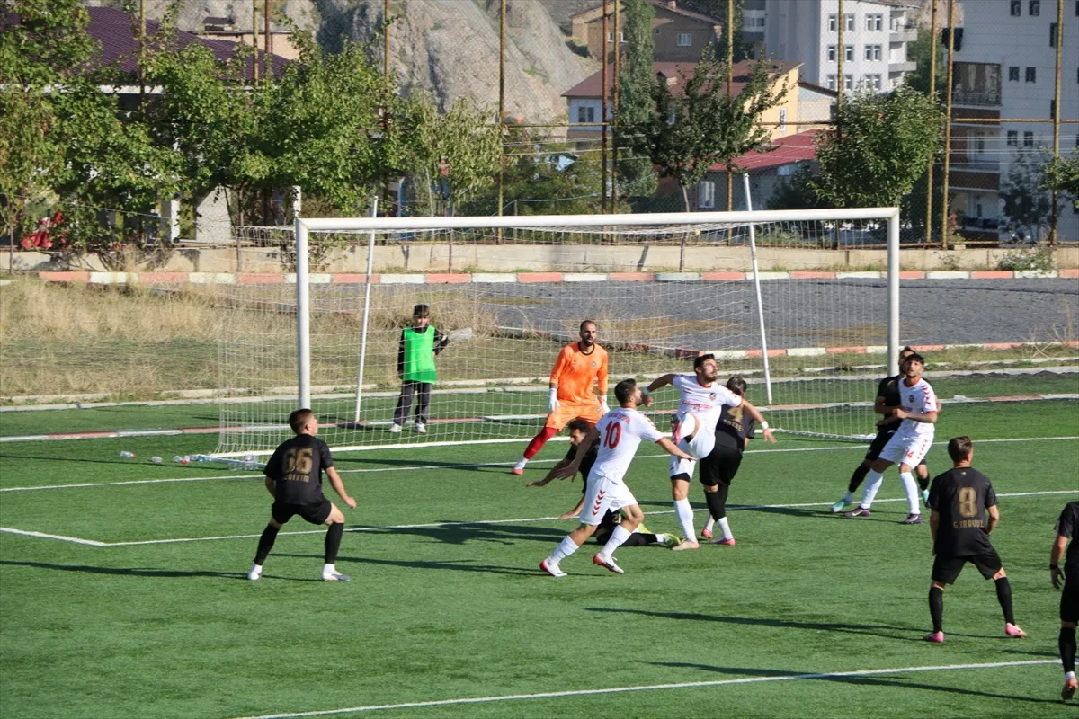 Hakkari Zap Spor, evinde Diyarbakır Büyükşehir Belediyespor'la 1-1 berabere kaldı