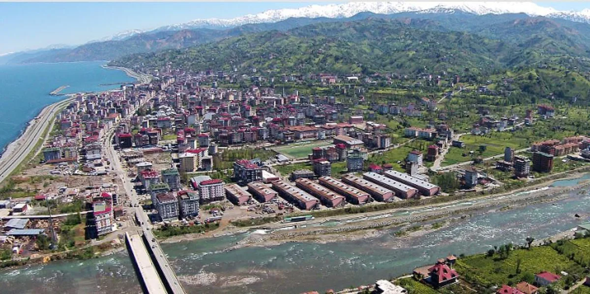 Ardeşen Belediyesi hangi partide, Ardeşen Belediye Başkanı hangi partili?
