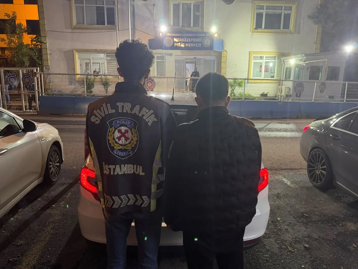 Zeytinburnu D-100'de makas atan sürücüye ve araç sahibine 336 bin lira ceza kesildi