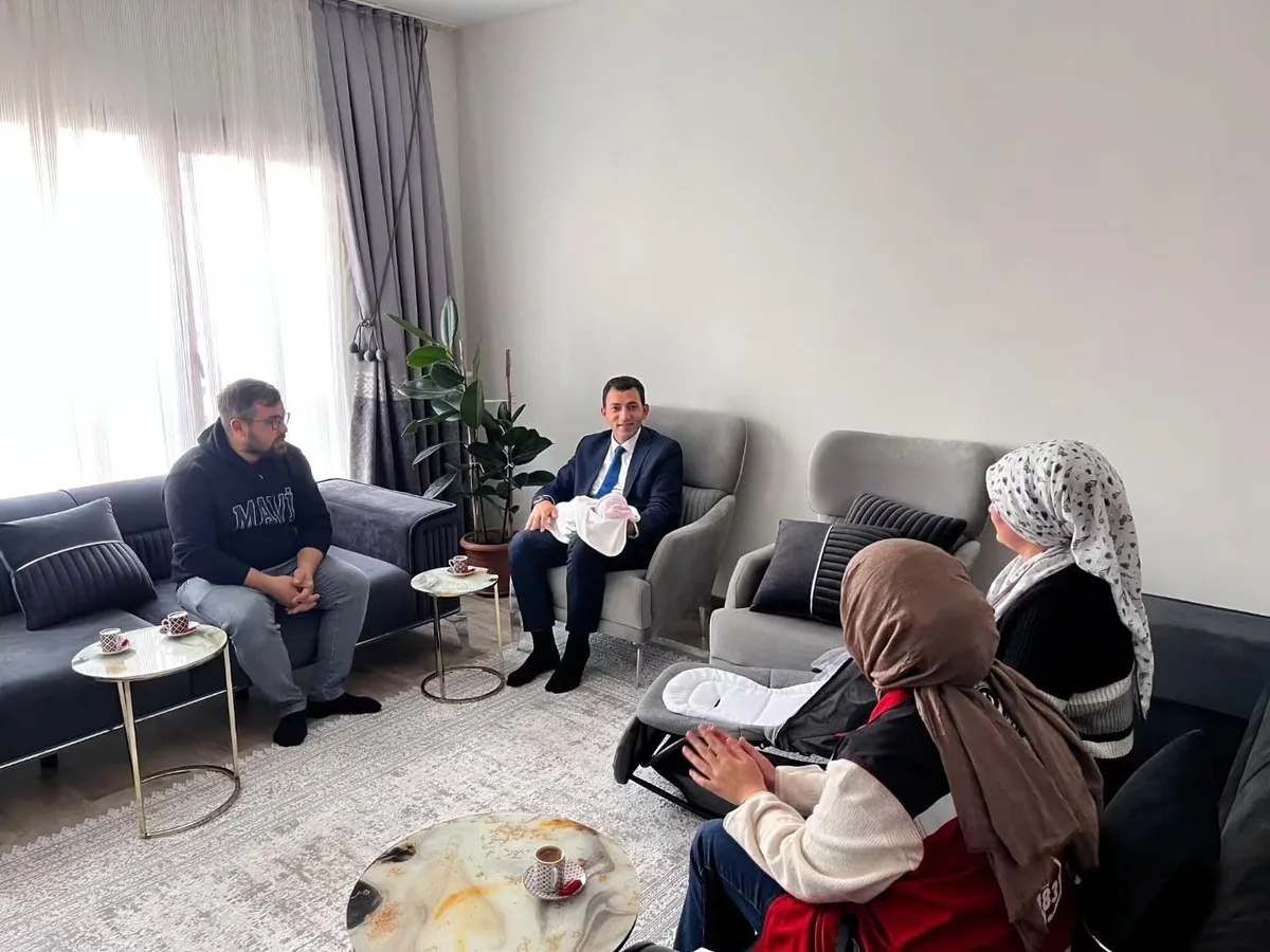 Niğde Aile ve Sosyal Hizmetler İl Müdürü Kesler, bebekli aileleri ziyaret etti