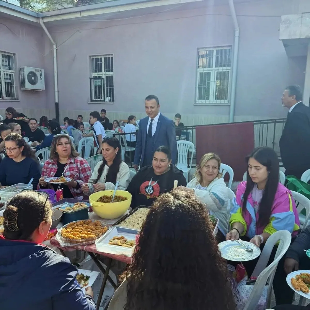 Aydın Yenipazar'da ilkokul öğrencileri sağlıklı beslenme kahvaltısında buluştu