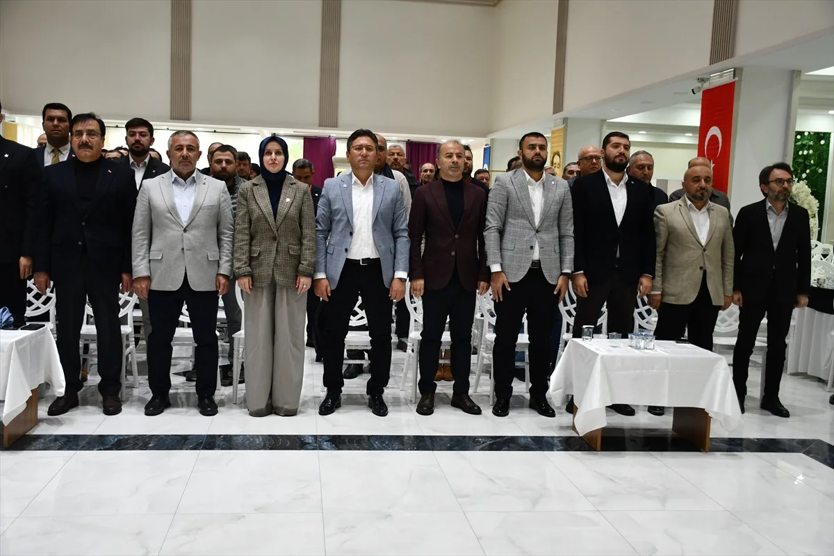 Bilecik'te Eğitim-Bir-Sen'in 5. Olağan Genel Kurulunda Ahmet Selöz yeniden başkan seçildi