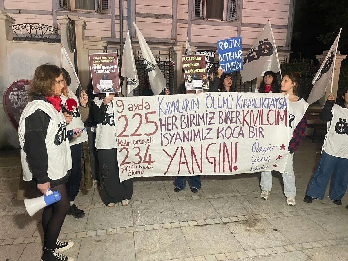 Kadıköy'de kadınlar açıklama yaptı, 9 ayda 225 kadın katledildi