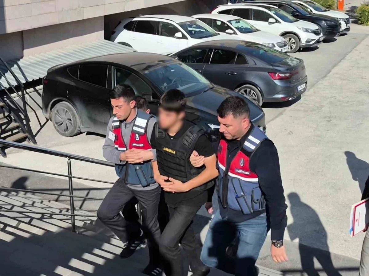 Eskişehir Tepebaşı'nda amcasının ölümüne neden olan 15 yaşındaki çocuk tutuklandı