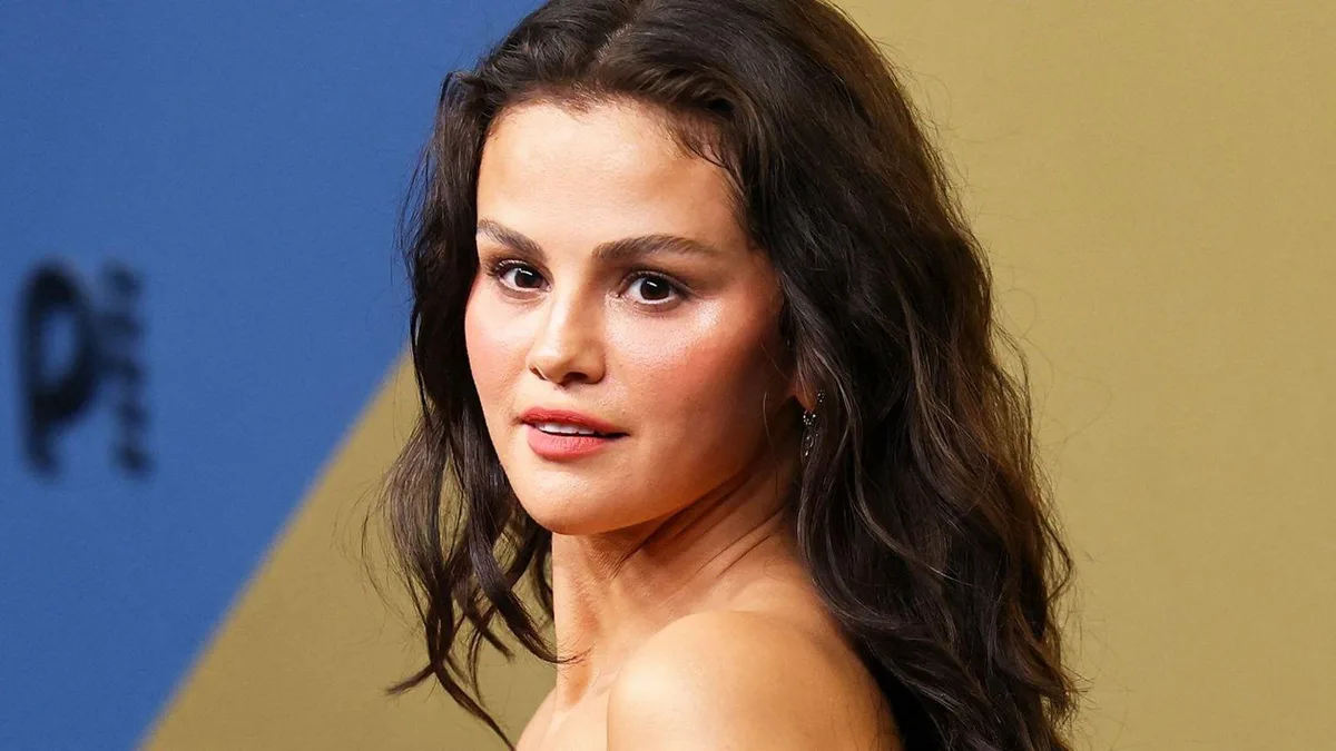 Selena Gomez'den elektronik sigara itirafı: Sesimi değiştirdi, geri dönüşü yok