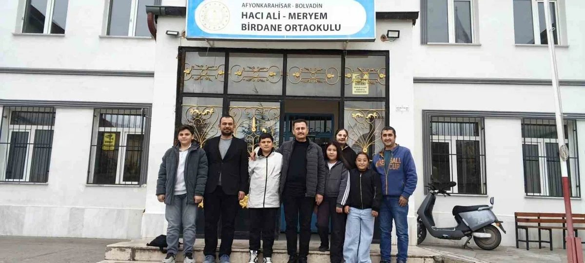 Afyonkarahisar Bolvadin'de İlçe Milli Eğitim Müdürü Keleş, DYK kurslarını inceledi