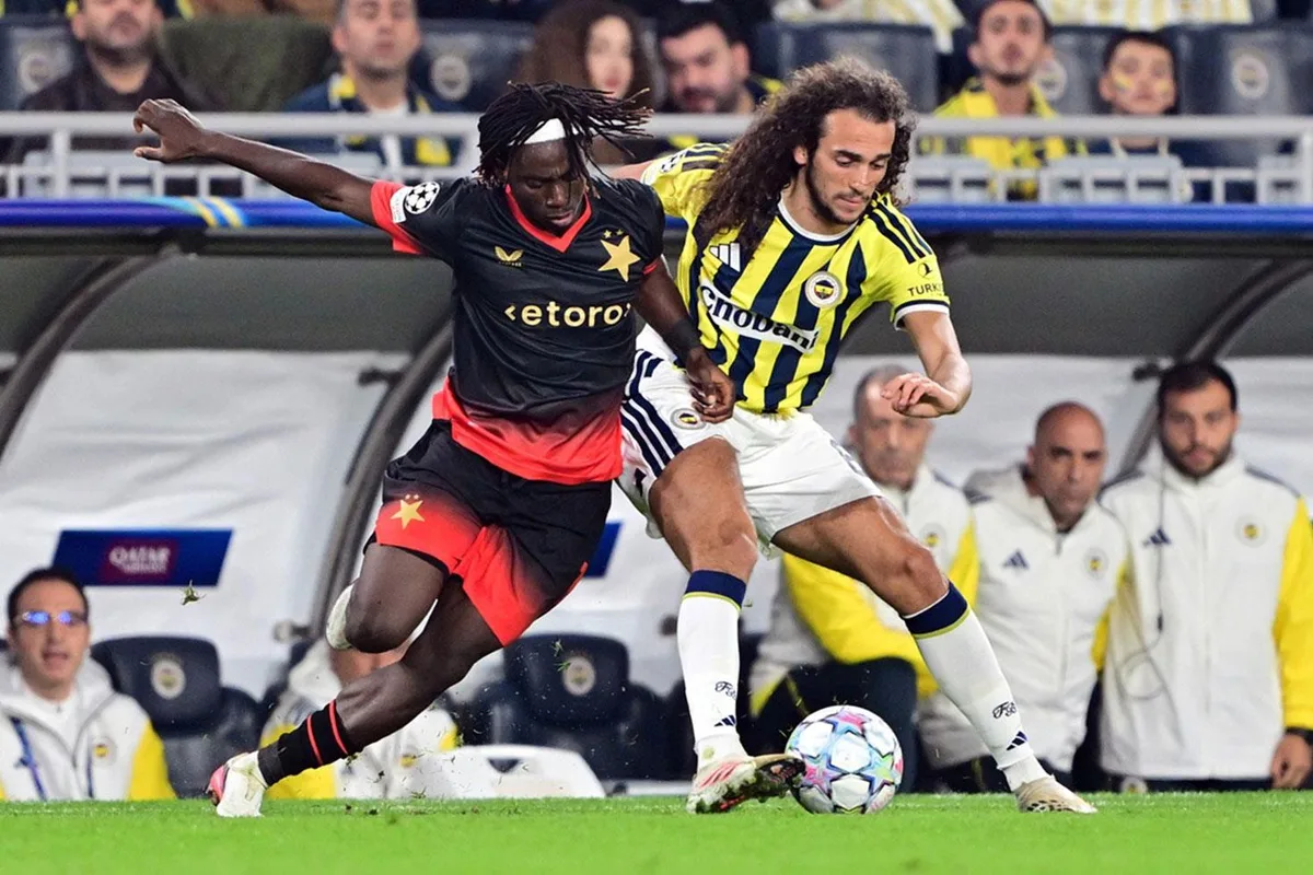 Fenerbahçe taraftarı yerden yere vurdu, UEFA ödül verdi!