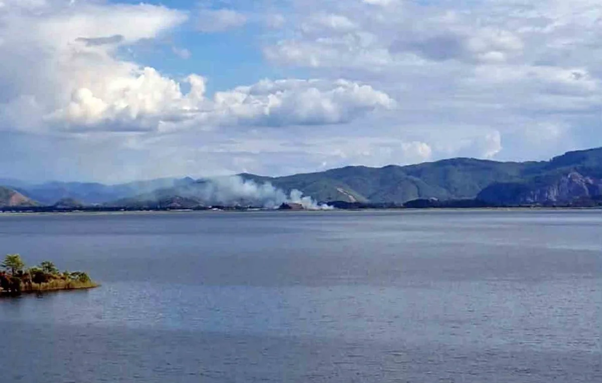 Muğla'da Köyceğiz ile Ortaca arasındaki sazlıkta çıkan yangın büyümeden söndürüldü