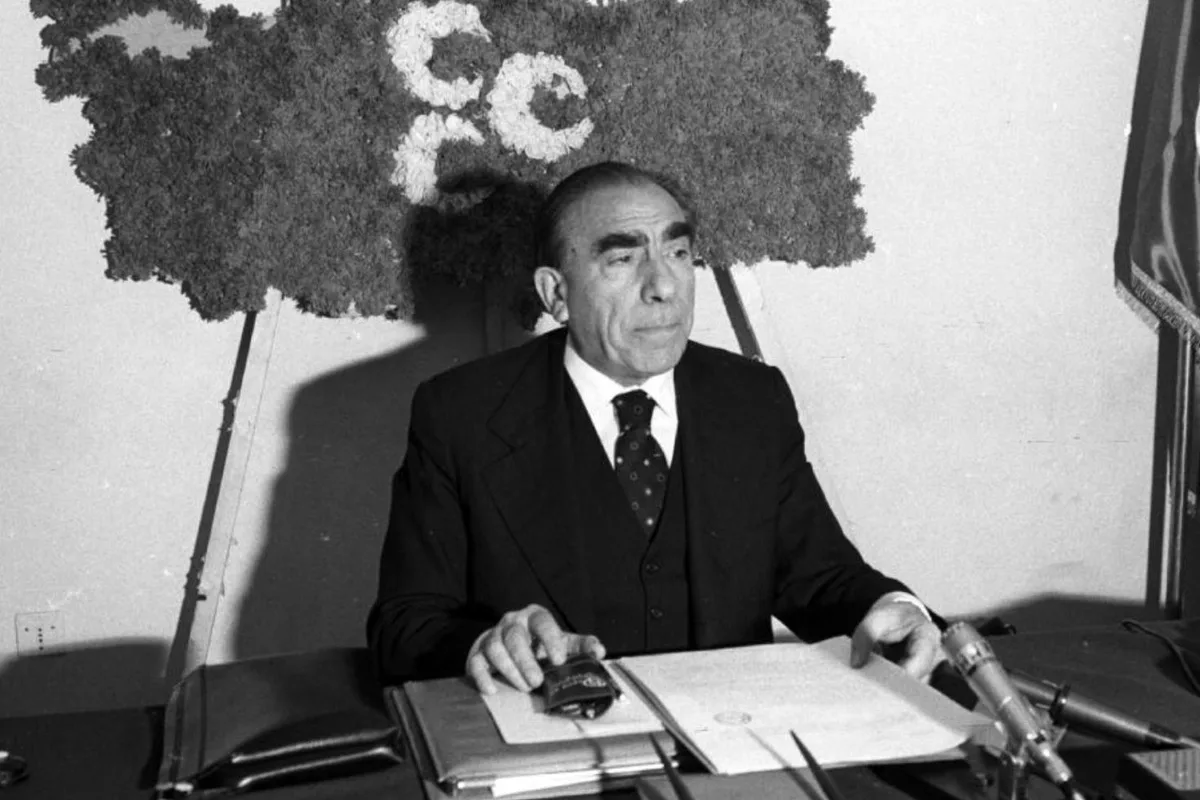 Destici'den Alparslan Türkeş hakkında dikkat çeken anılar: 70'li yaşlarında 8 kat merdiveni yürüyerek çıkıyordu