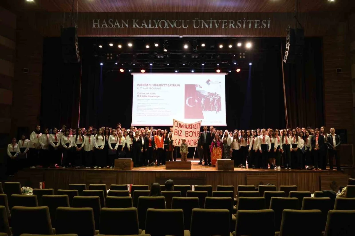 HKÜ, Cumhuriyet'in 103. yılını '103 Ses, Tek Yürek' temasıyla kutladı