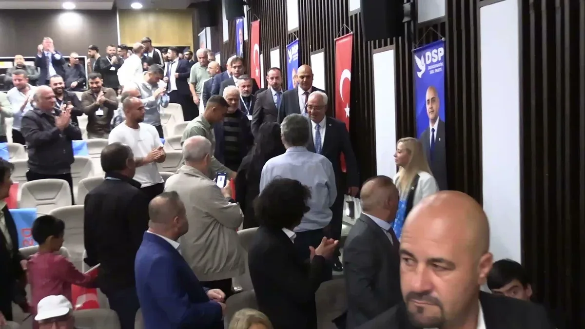 DSP Genel Başkanı Aksakal: "Sayın Bahçeli'nin partisinin bir toplantısında yeniden ve ısrarla gündeme getirdiği konu kabul edilebilir değildir"