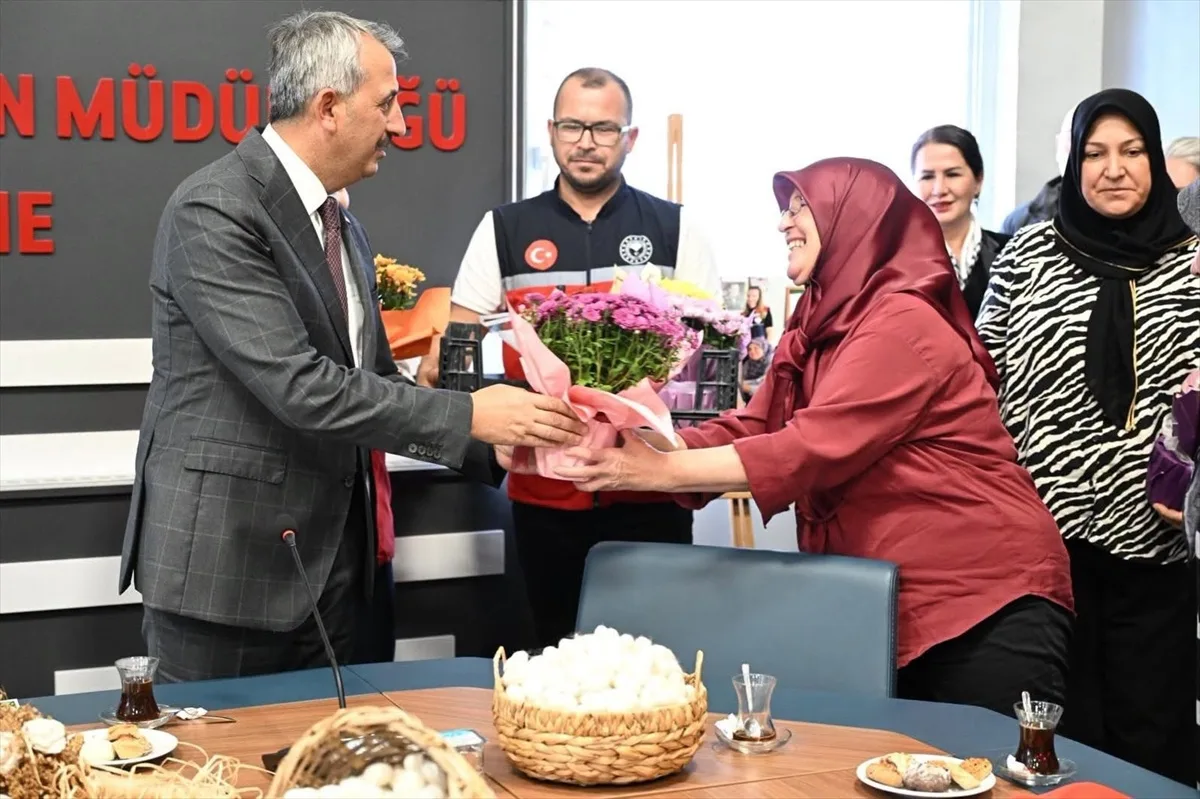 Edirne'de kadın üreticiler, ipek böcekçiliği için 15 Ekim'de bir araya geldi