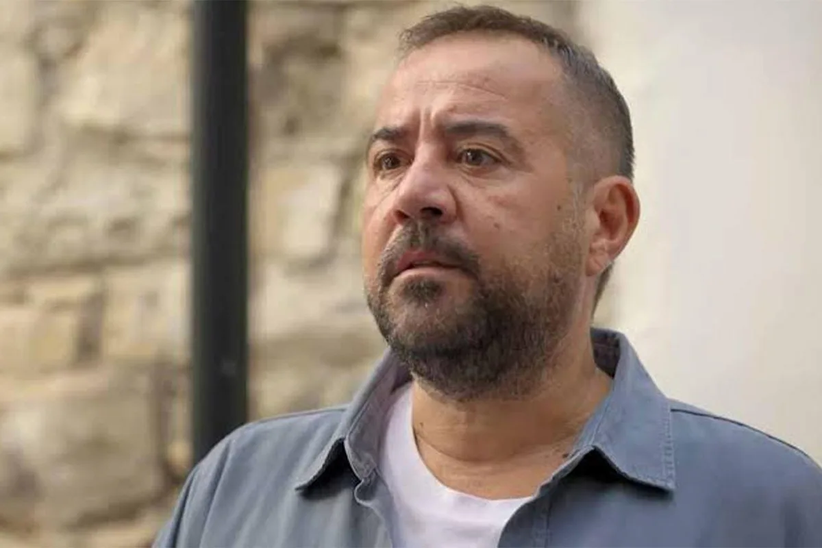 Ata Demirer kendisinin ve kardeşinin adını kullananlara karşı uyardı