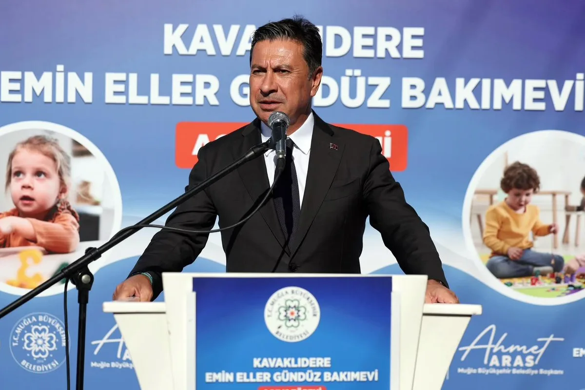 Muğla Büyükşehir Belediye Başkanı Ahmet Aras CHP'den istifa etti