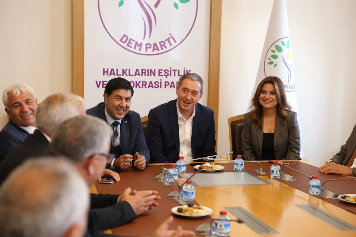 Kars Ticaret ve Sanayi Odası, DEM Parti ile ticari ve tarımsal sorunları görüştü