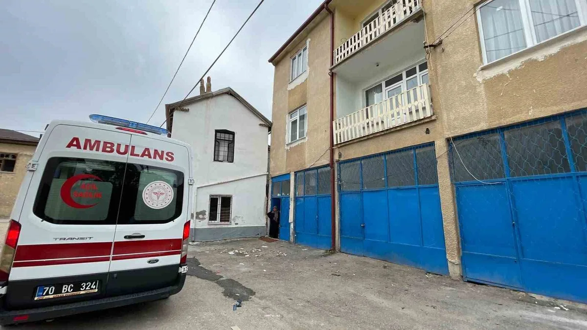 Karaman'da yaklaşık 6 metreden düşen 2 yaşındaki çocuk tedavi altına alındı.