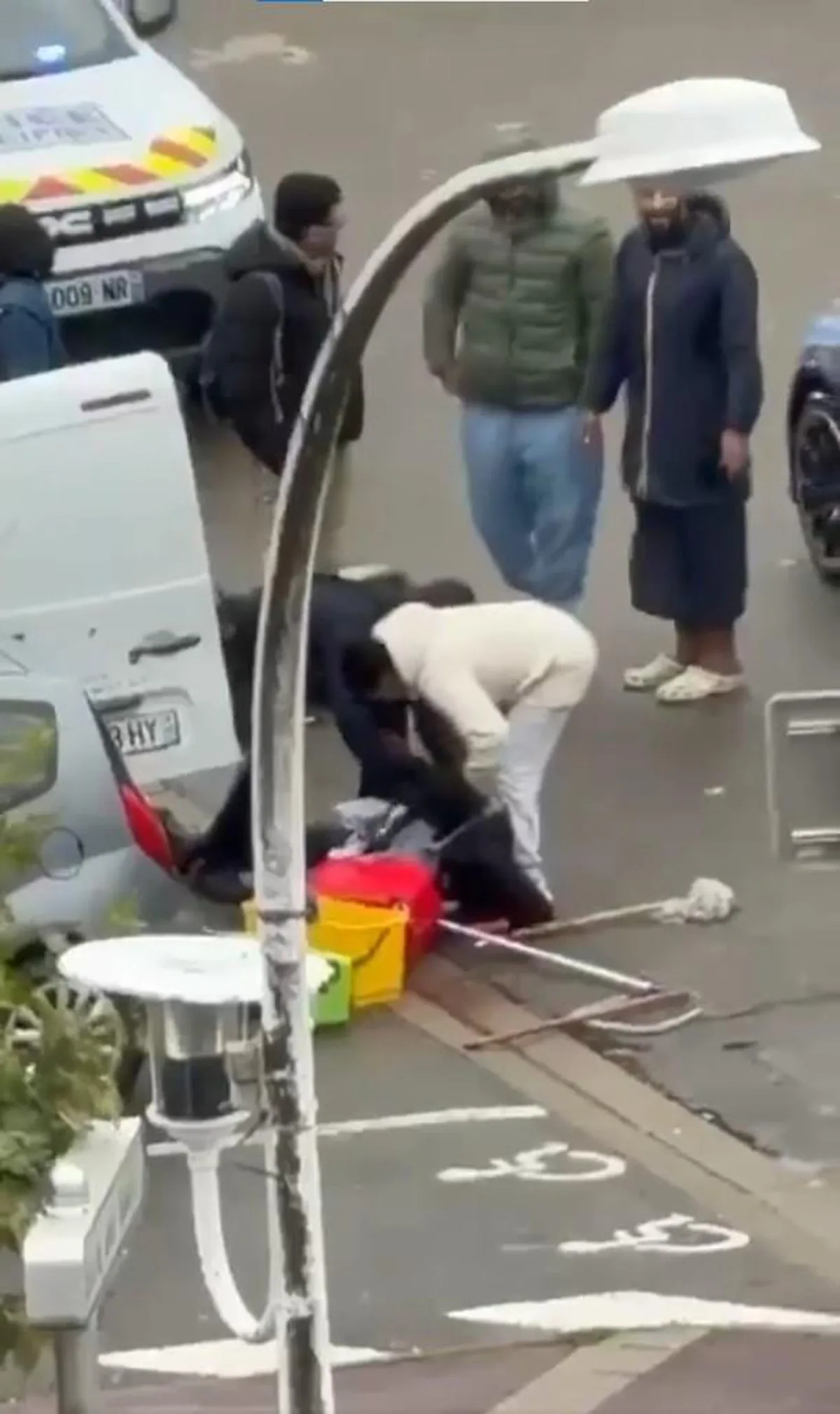 Fransa'da silahlı saldırıda 1 kişi öldü, 5 kişi yaralandı