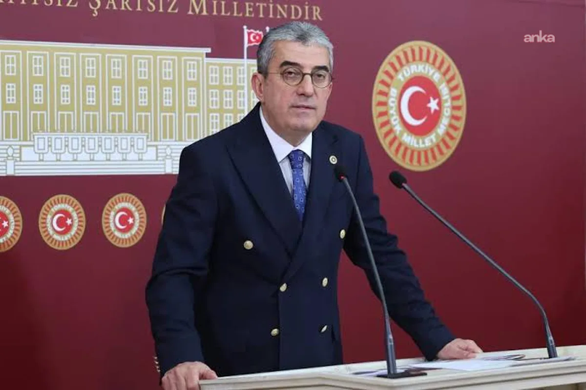 Günaydın, Halk TV kayyımına 'Bu karanlığı mutlaka yırtacağız' diyerek tepki gösterdi
