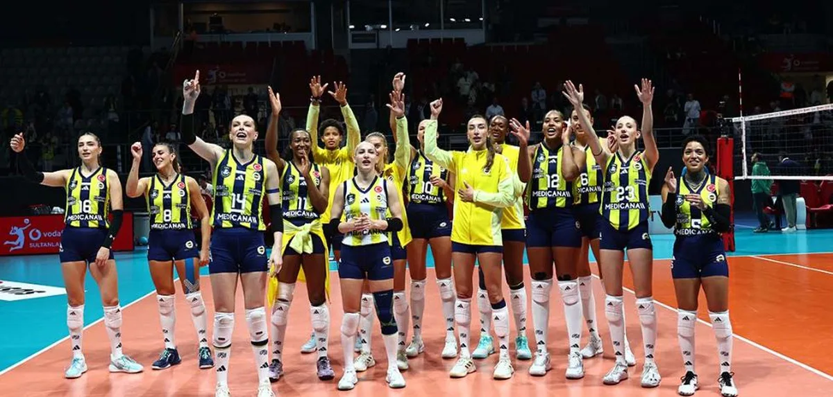 Fenerbahçe Medicana, Eczacıbaşı Peron'u 3-1 yenerek Sultanlar Ligi'nde 4'te 4 yaptı
