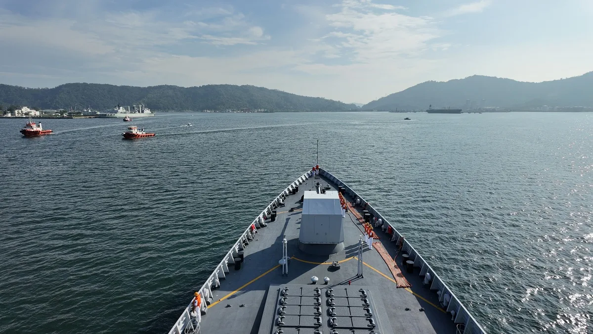 Çin Donanması'nın 48. refakat görev grubu Kota Kinabalu Limanı'ndan ayrıldı