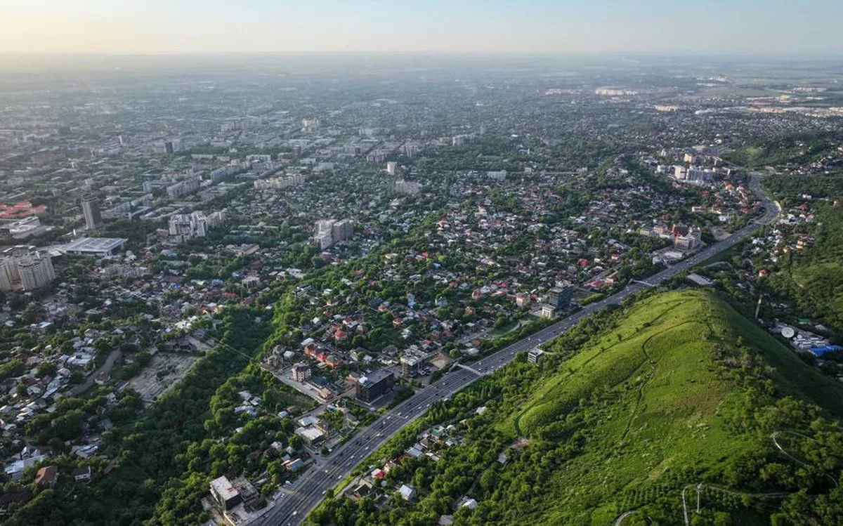 Kazakistan ve Özbekistan ikili ticarette 10 milyar dolar hedefini koruyor