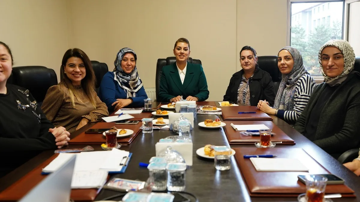 Erzurum'da KGK toplantısında tarımda kadın eli projesinin hazırlıkları görüşüldü