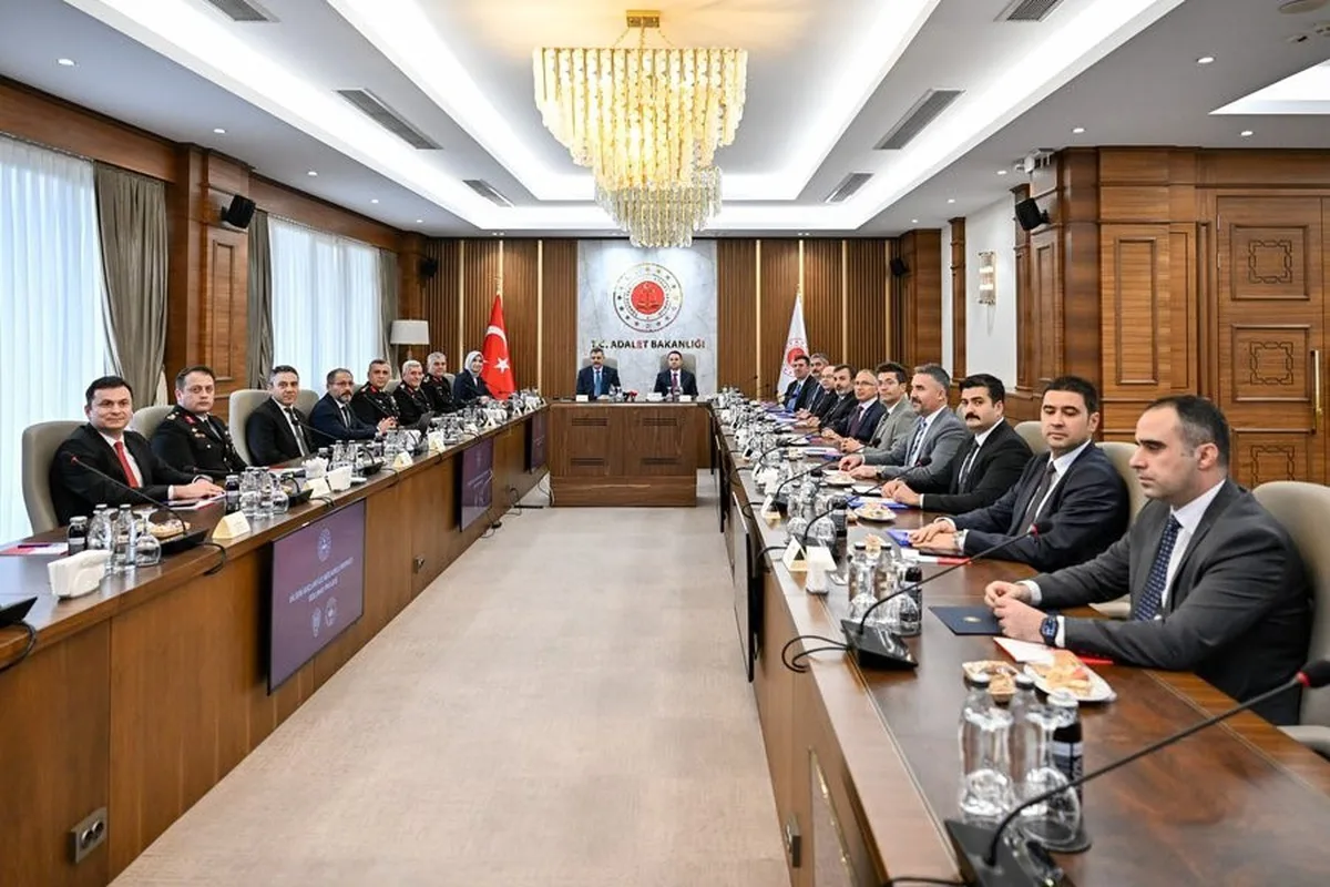 Gürlek ve Çiftçi, DOLUNAY Projesi kapsamında dolandırıcılıkla mücadeleyi görüştü