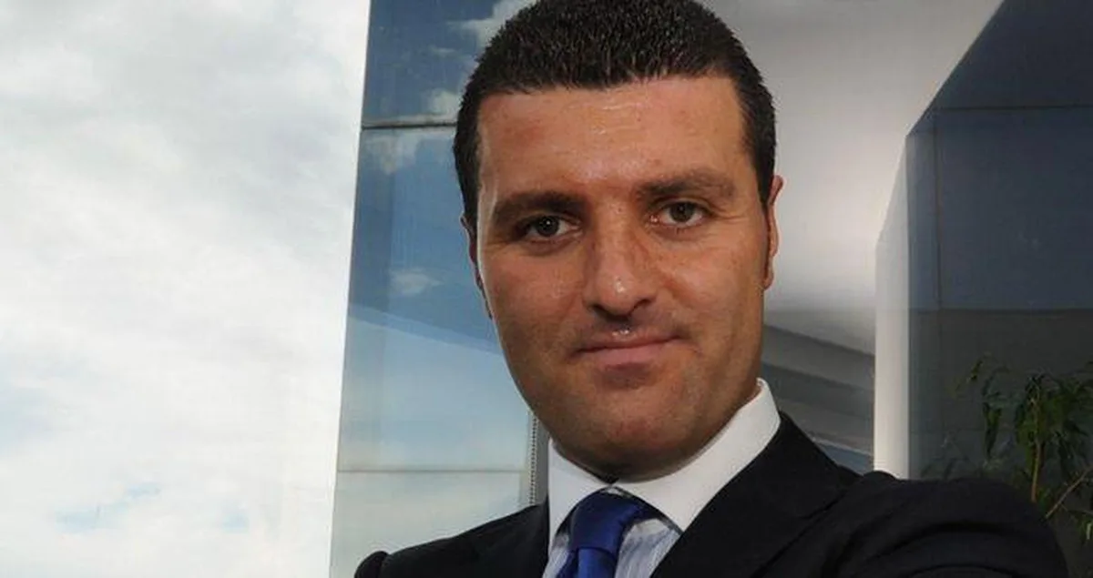 Emir Sarıgül kimdir, ne iş yapıyor? Mustafa Sarıgül'ün oğlu Emir Sarıgül kaç yaşında, nereli, evli mi, eşi kim?