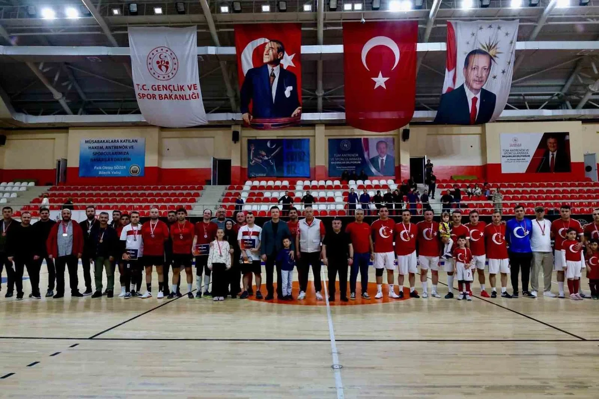 Bilecik'te 4. Kamu Spor Oyunları'nda birinci olan takımlar Marmara'da yarışacak