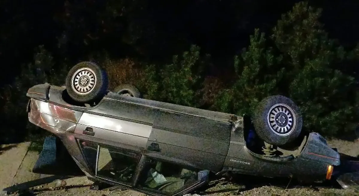 Çorum-Samsun karayolunda iki otomobil çarpıştı, 2'si çocuk 3 kişi yaralandı