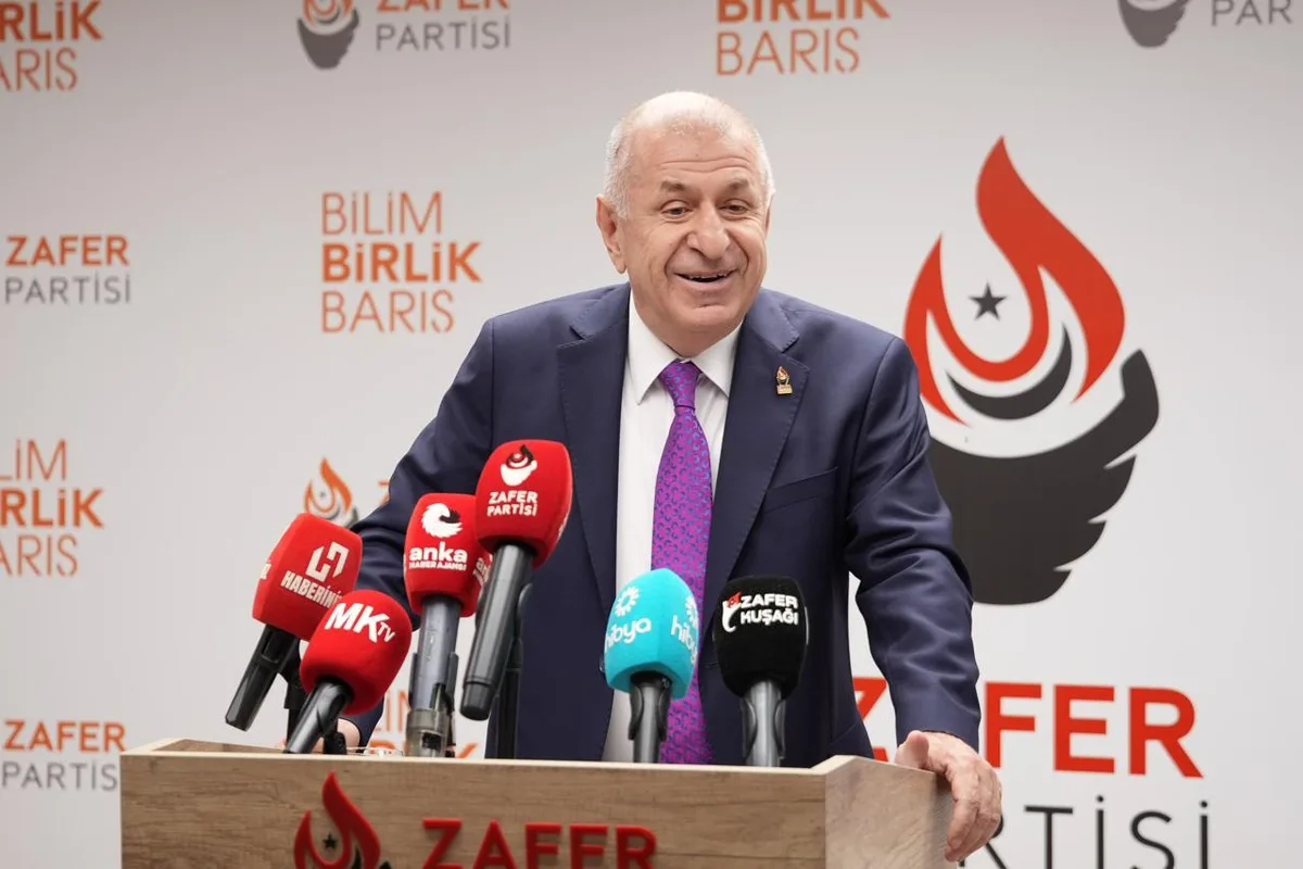 Özdağ, Muhtarlar Günü'nde muhtarların özlük haklarını iyileştireceklerini söyledi