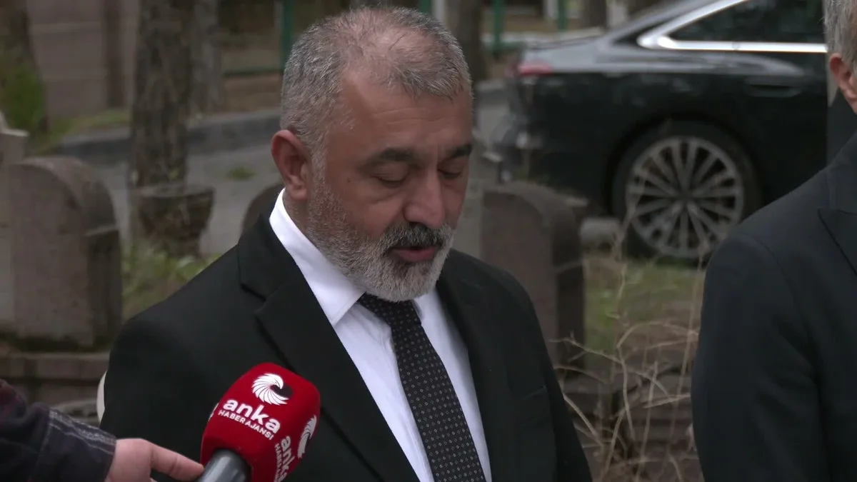 Suat Özçağdaş, Kansu anmasında Bakan Tekin'e Kahramanmaraş eleştirisi yöneltti