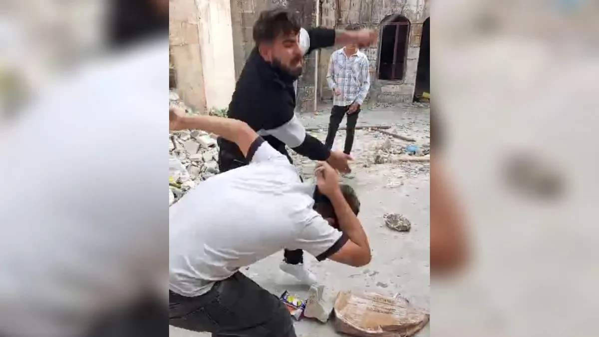 Şanlıurfa'da metruk evde saldırgan 4 kişiyi sopa, bıçak ve taşla darbetti