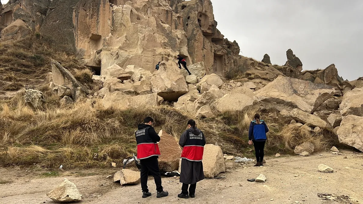 Göreme'de peribacasından kopan kaya 3 kişiyi öldürdü, 5 bilirkişi tayin edildi
