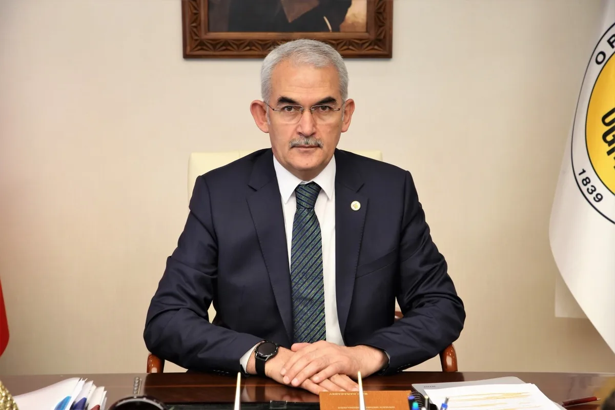 OGM, kızılcık ve kuşburnunun 2025'te ekonomiye 225 milyon TL katkısını açıkladı