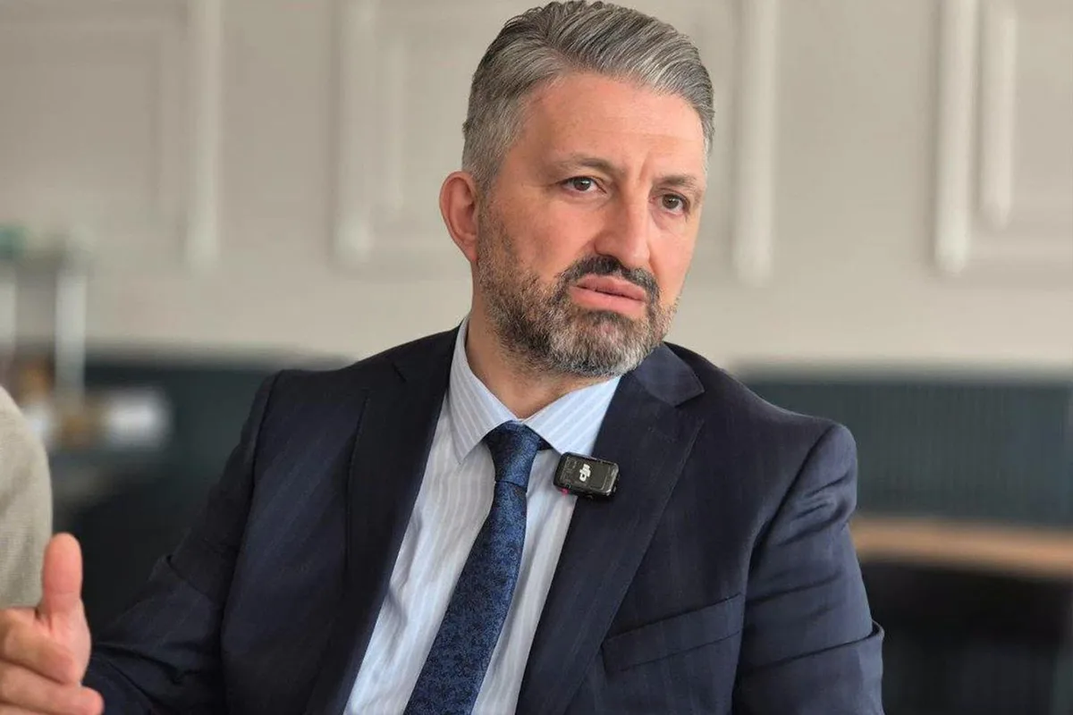 Mahkeme kararının ardından TAG gerilimi büyüyor! Taksiciler Odası Başkanı müşteri gibi bindiği aracı bağlattı