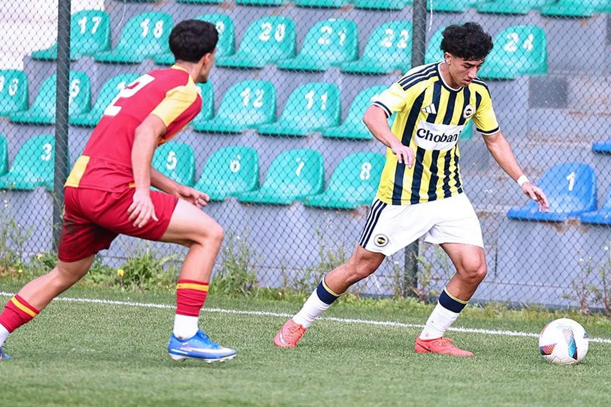 Günün ilk derbisinde geri dönüş! İşte kazanan