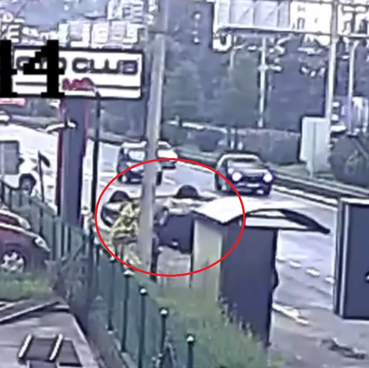 Trabzon Yomra'da kontrolden çıkan otomobil takla attı, sürücü yaralandı