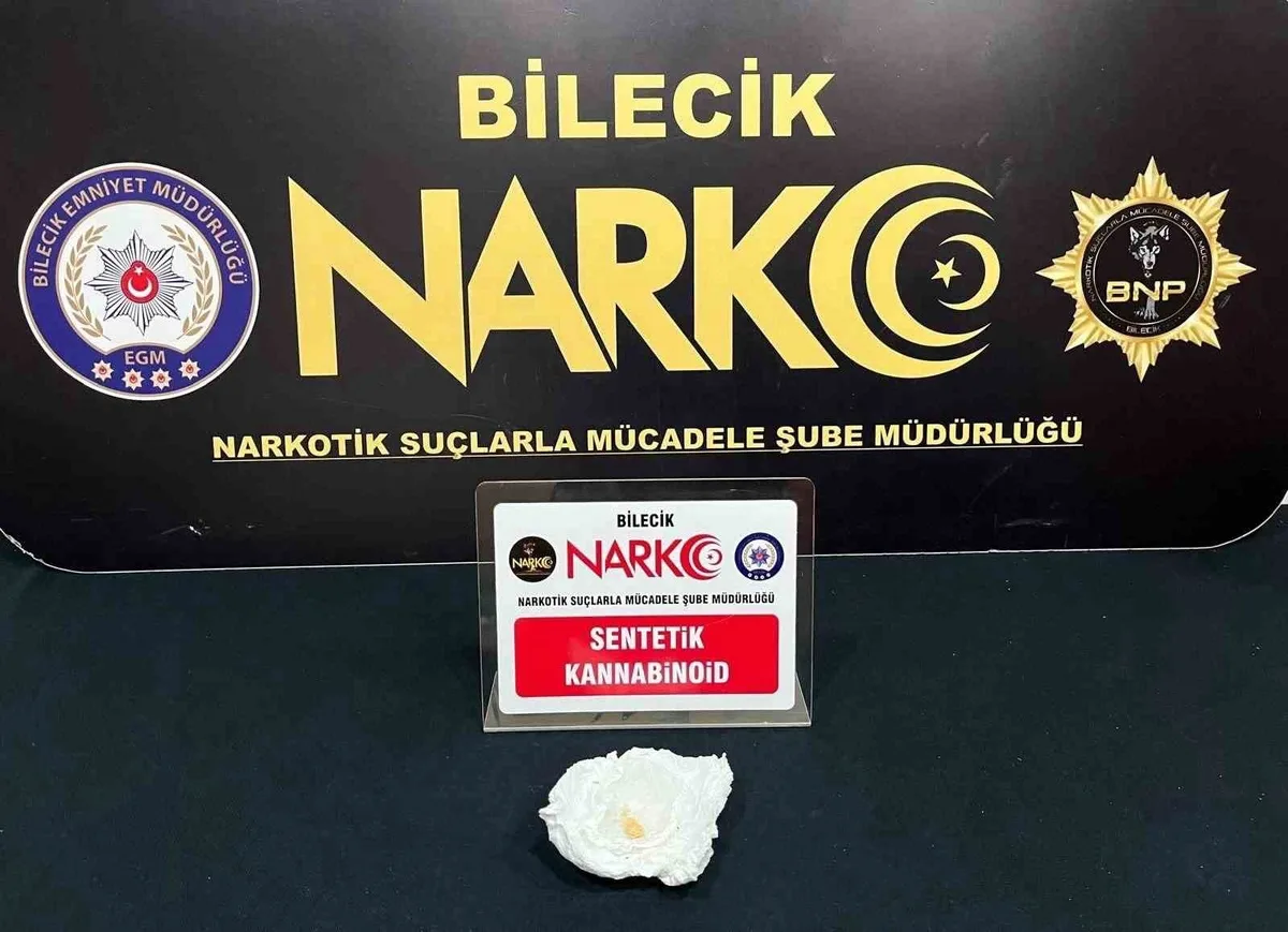 Bilecik Kent Ormanı'nda polis devriyesinde bonzai ham maddesi ele geçirildi