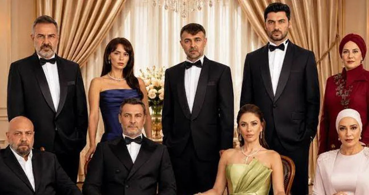 Kızılcık Şerbeti bitti mi, final mi yapacak? Kızılcık Şerbeti senaristleri diziden neden ayrıldı?