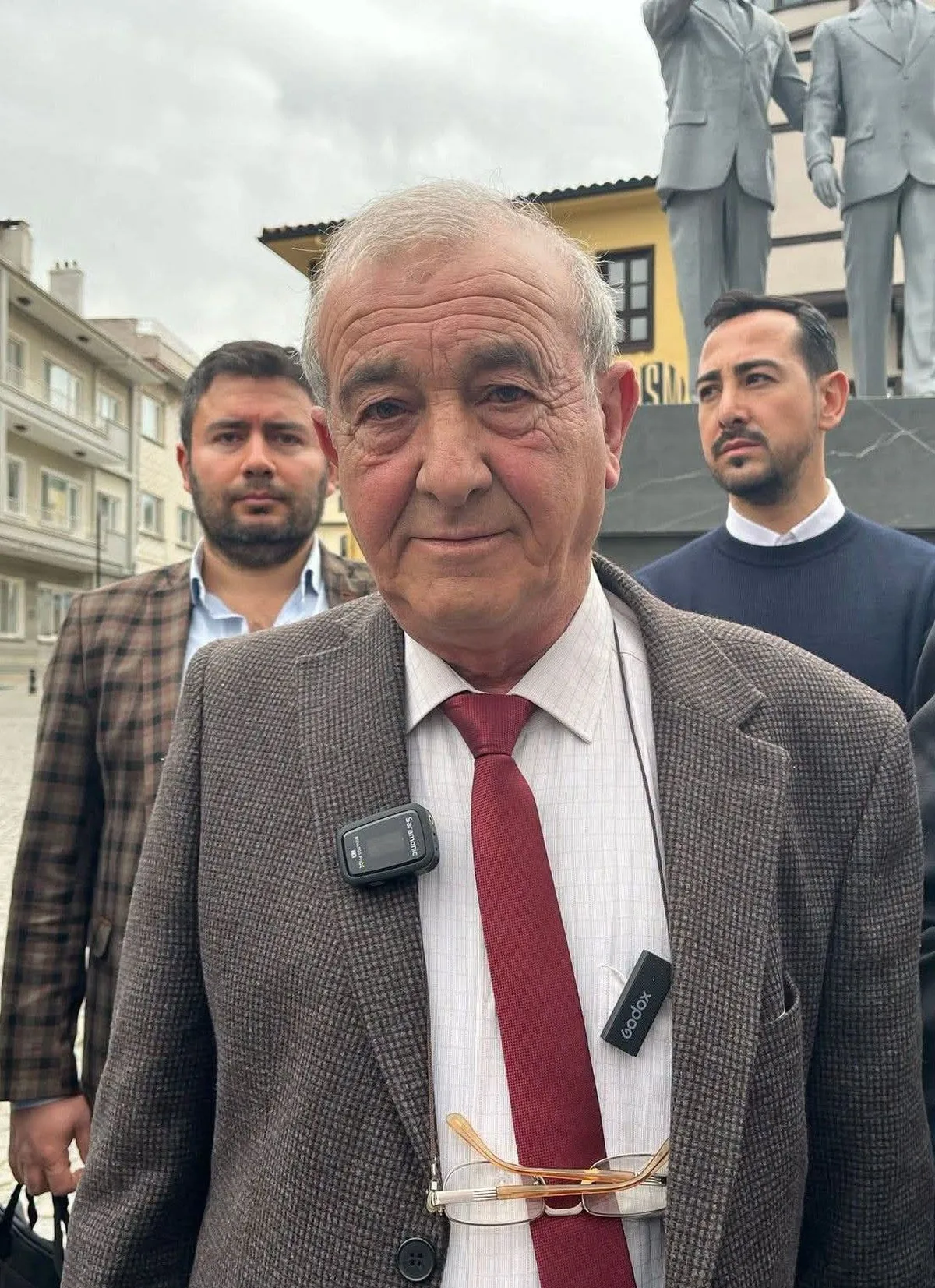 Odunpazarı'nda 69 yaşındaki muhtar Gürdoğan, muhtarlar gününde kalp krizinden öldü
