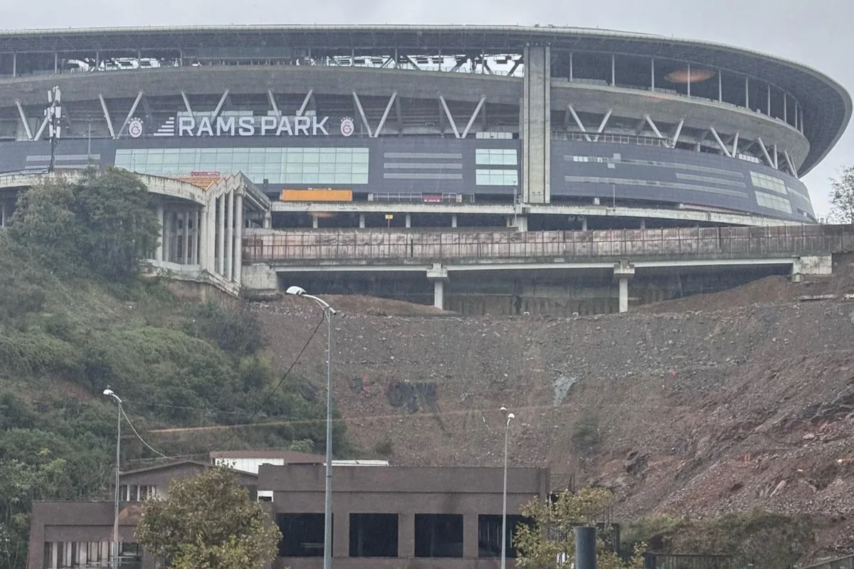 Çevre ve Şehircilik Bakanlığı'ndan Galatasaray'ın stadı için açıklama